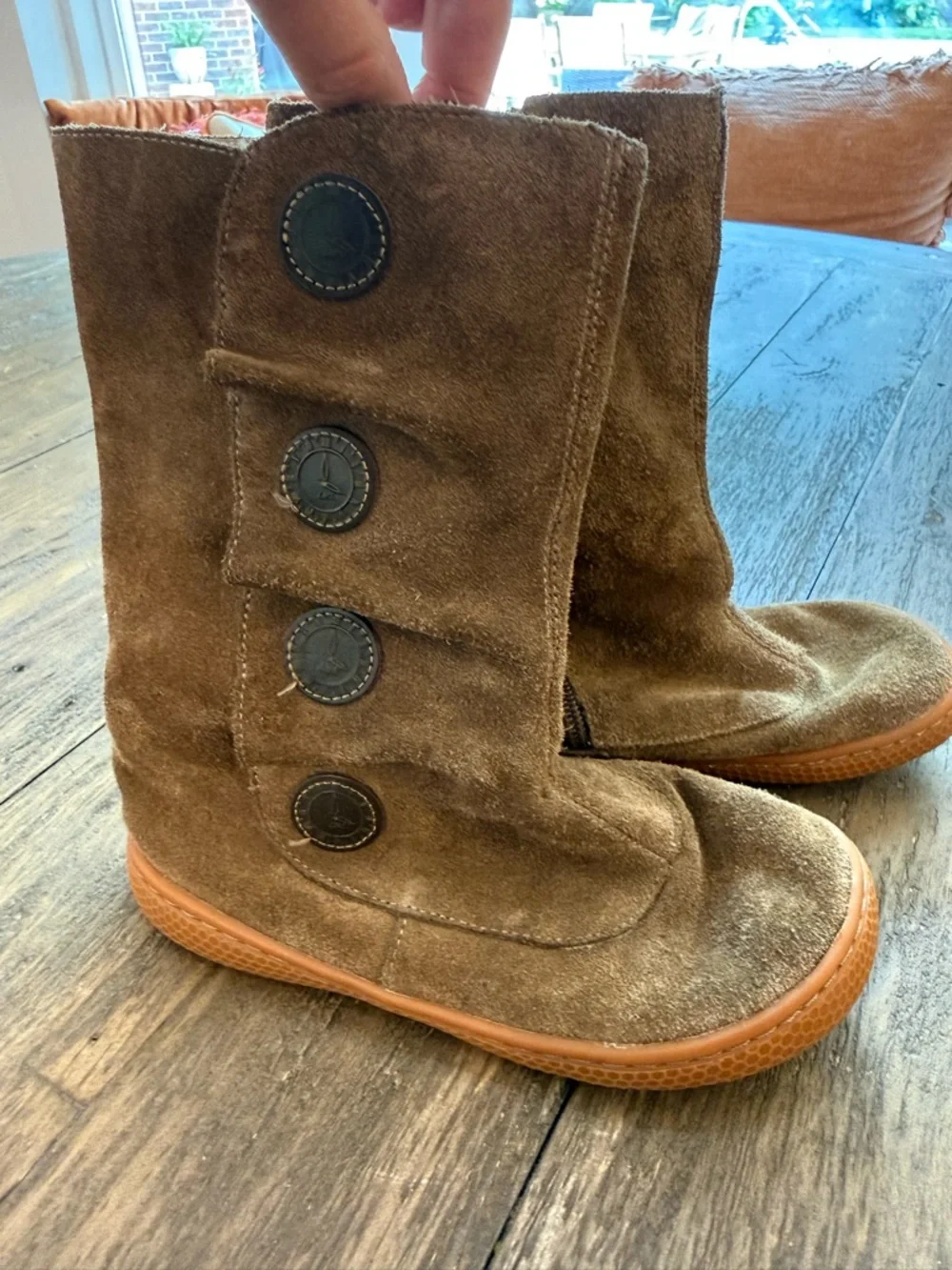 Livie & Luca Girls Brown‎ Suede Tall Boots Size 1 Side Zip Button Detail Leather